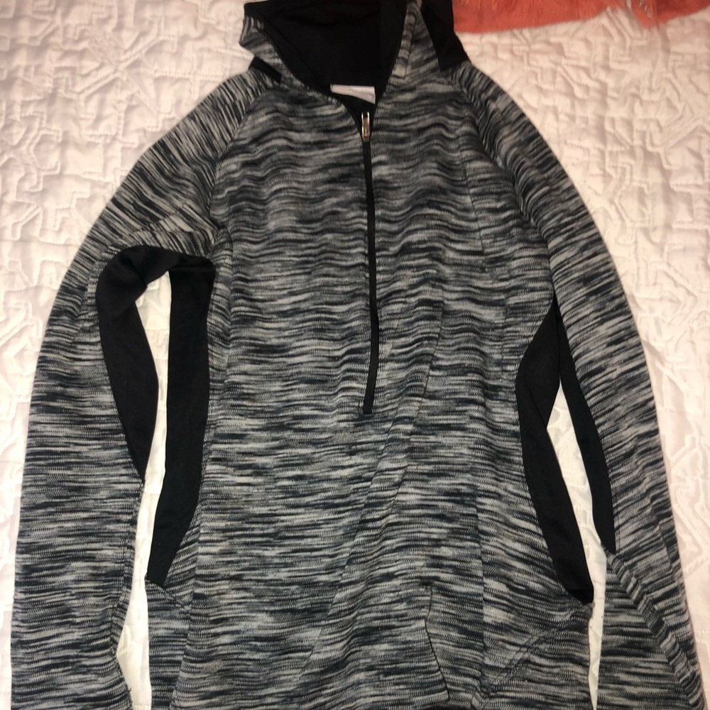 3/4 Columbia zip up